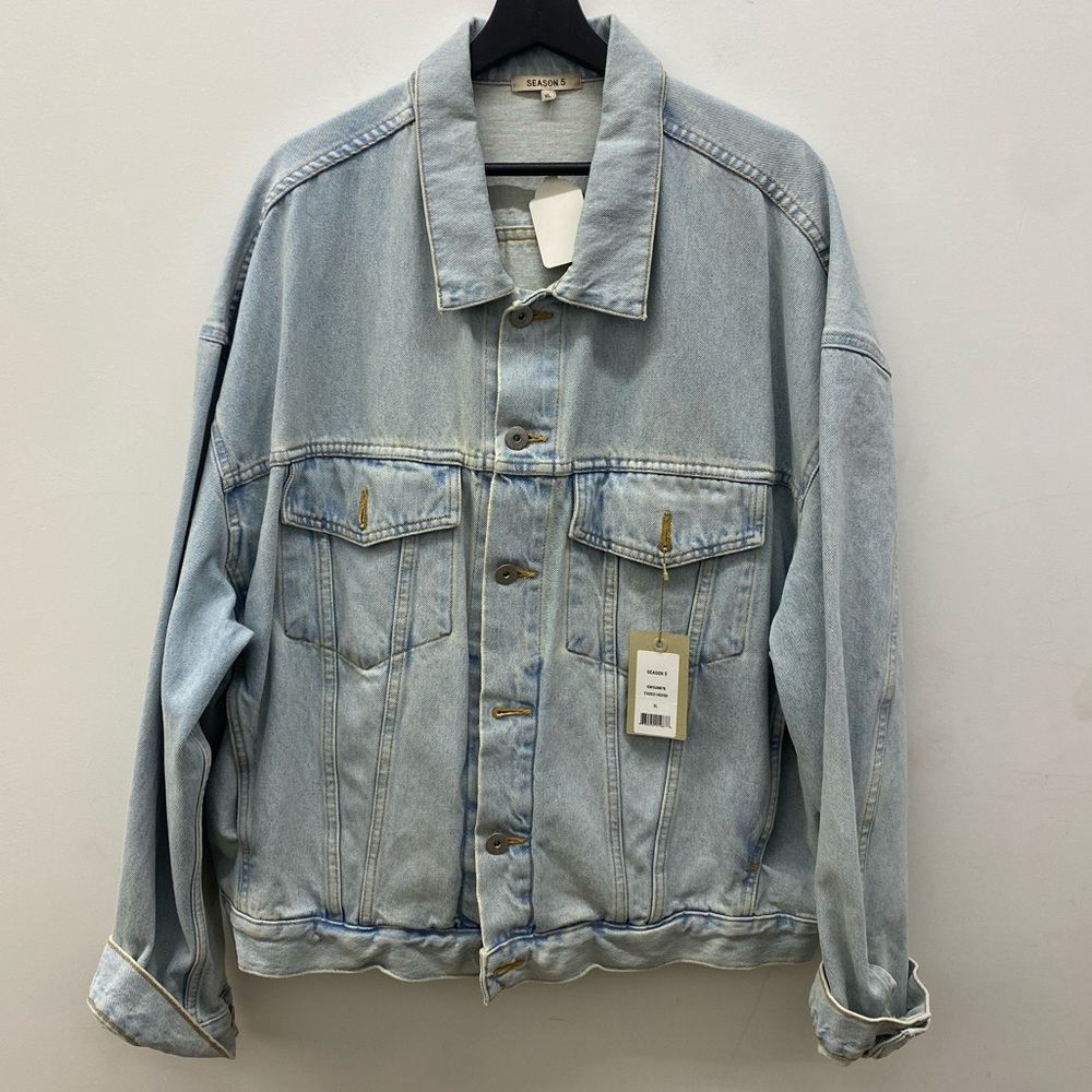 Season 5 Denim Jacket. Brand new with tag. Size X-Large.